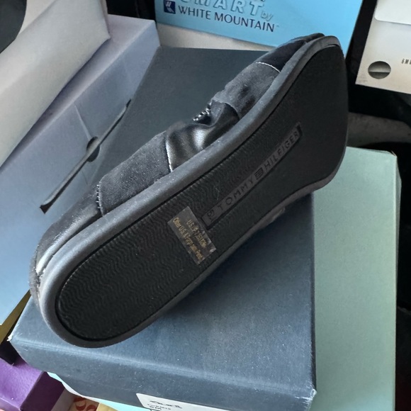 Ralph Lauren flats - Picture 2 of 3